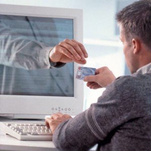 Депутаты РФ требуют записывать, хранить и показывать все данные об интернет-пользователях